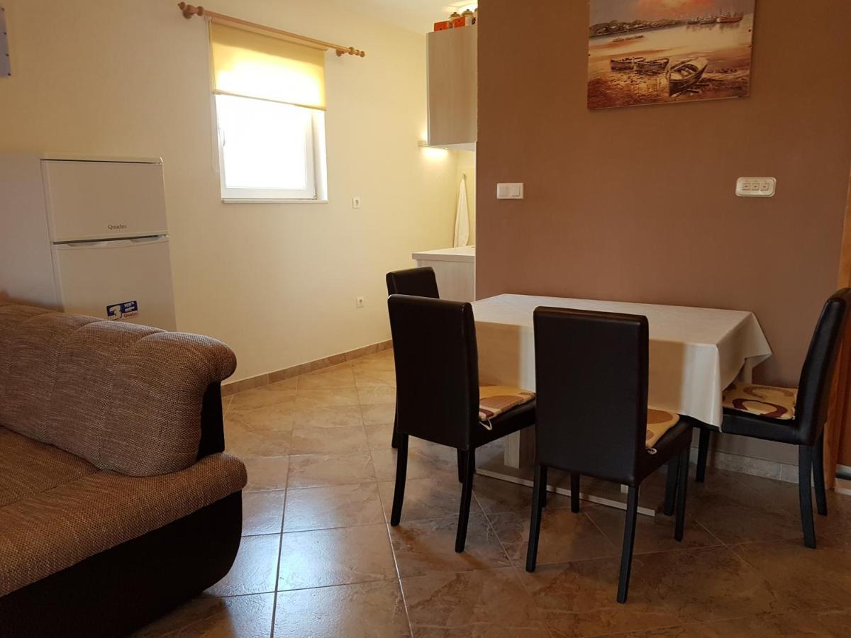 Family friendly seaside apartments Kanica, Rogoznica - 12895 Exterior foto